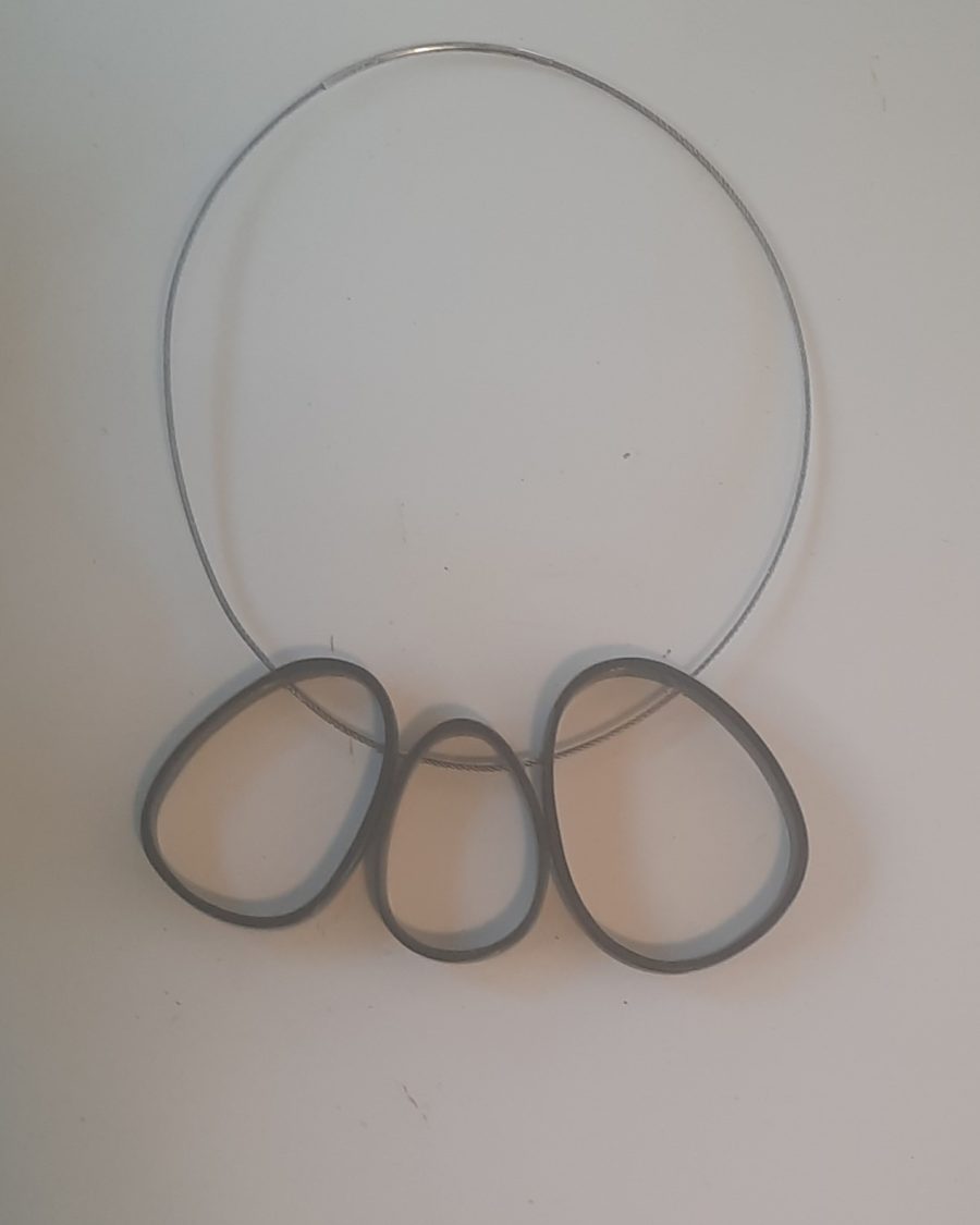 Horn slices necklace